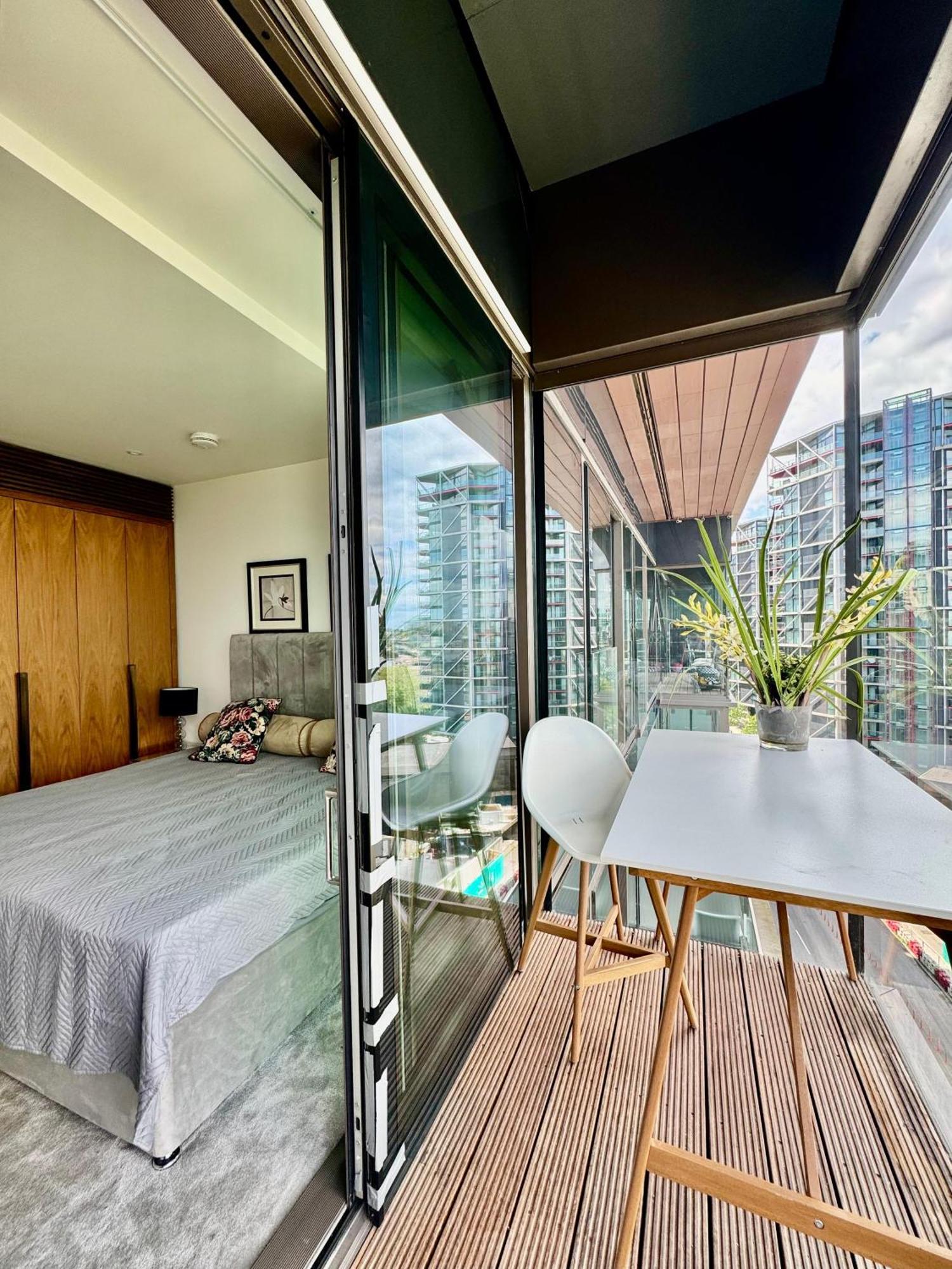 River Panorama Central London 2 Bedroom New Development Bagian luar foto